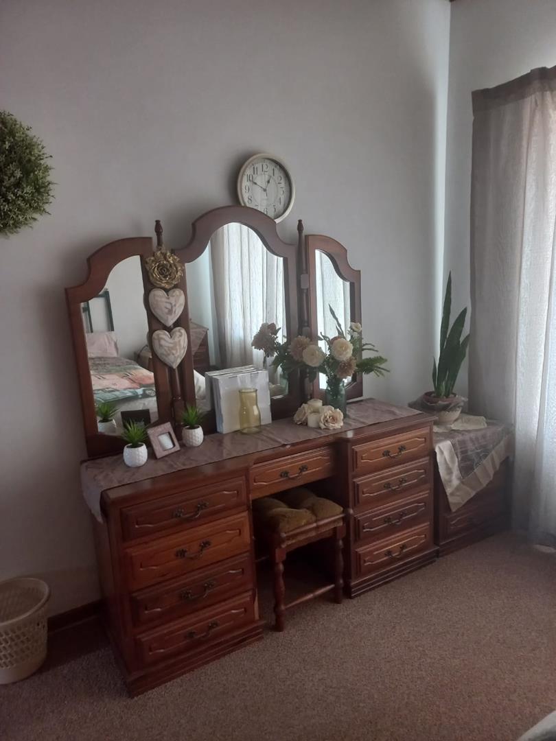 4 Bedroom Property for Sale in Hillcrest Northern Cape